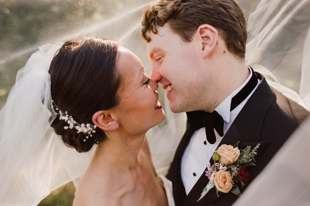  Storybrooks farm events wedding photos Redmond, Wa | Julianna J Photography | juliannajphotography.com 