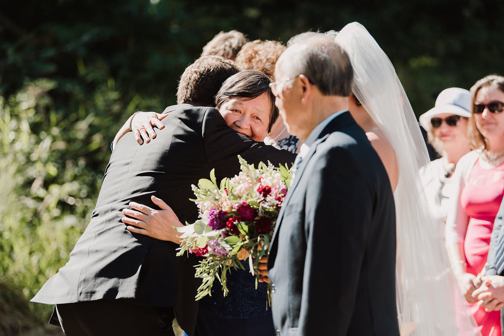  Storybrooks farm events wedding photos Redmond, Wa | Julianna J Photography | juliannajphotography.com 